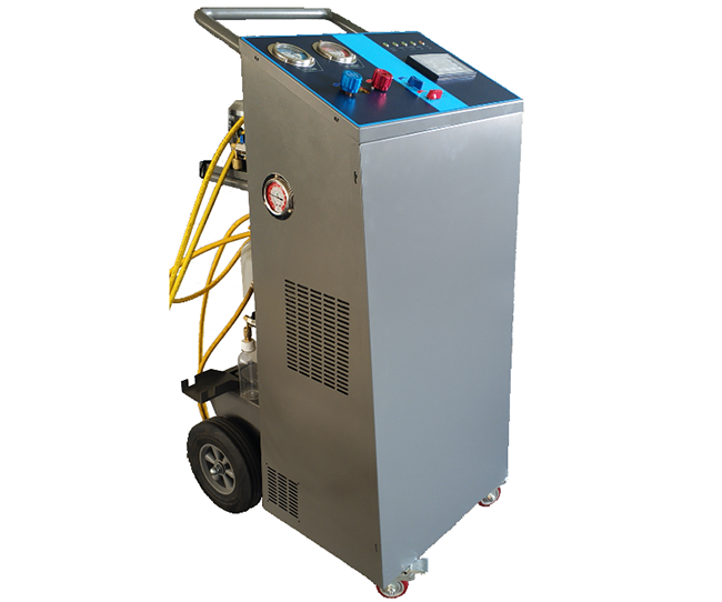 汽車空調(diào)制冷劑加注機(jī)使用注意事項